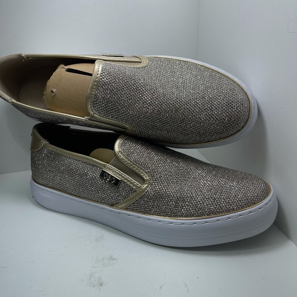 BNIB GBy Guess Los Angeles Gold Golly size 9 - Picture 9 of 9